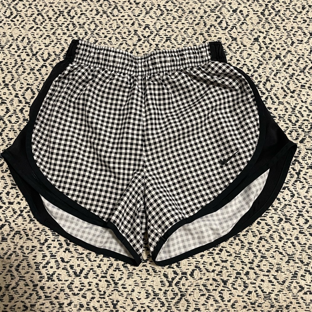 Nike checker running shorts